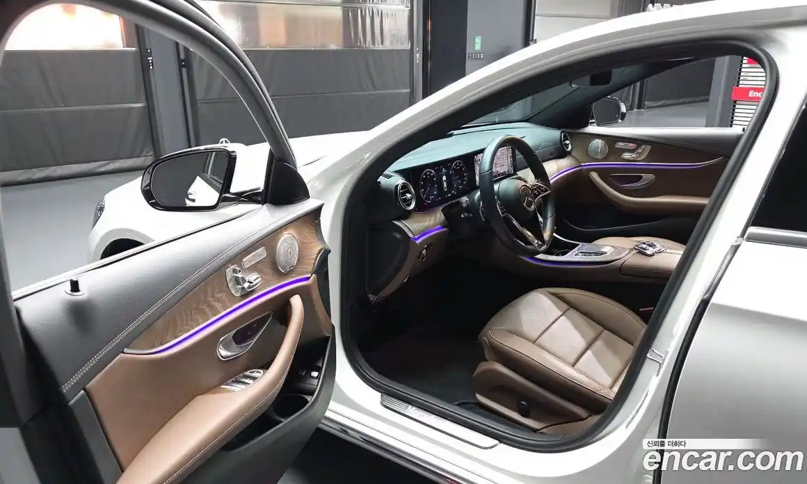 Mercedes-Benz E-Class 2020 2.0 гидро в Москве № 1347785, фото 13