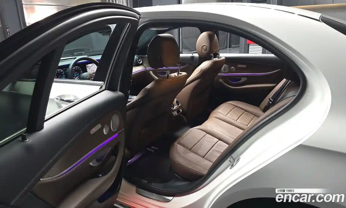 Mercedes-Benz E-Class 2020 2.0 гидро в Москве № 1347785, фото 16