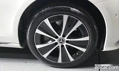 Mercedes-Benz E-Class 2020 2.0 гидро в Москве № 1347785, миниатюра 5