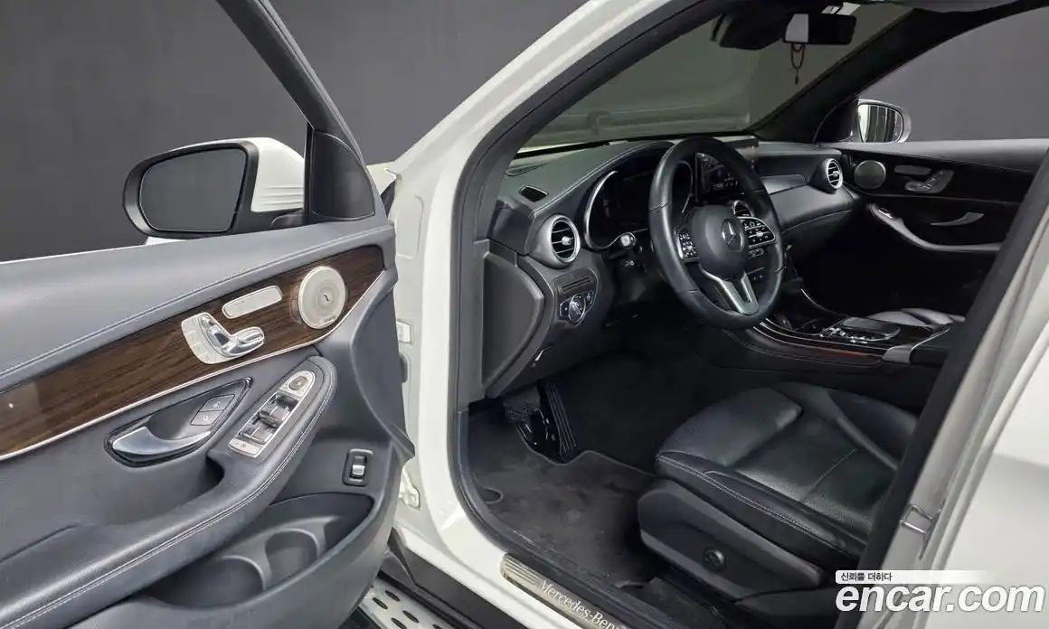 Mercedes-Benz GLC-Class 2020 2.0 гидро в Москве № 1348095, фото 12