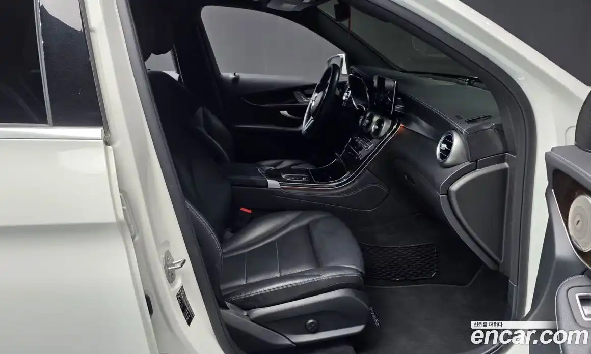 Mercedes-Benz GLC-Class 2020 2.0 гидро в Москве № 1348095, фото 16