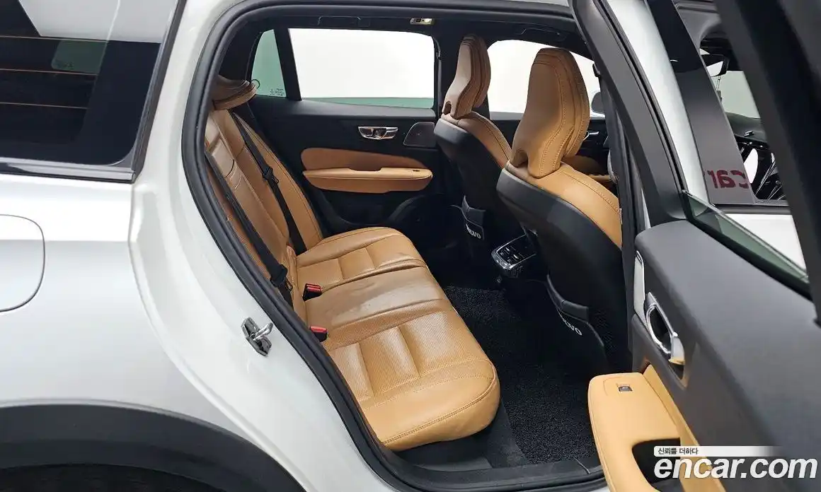 Volvo V60 2021 2.0 гидро в Москве № 1348854, фото 16