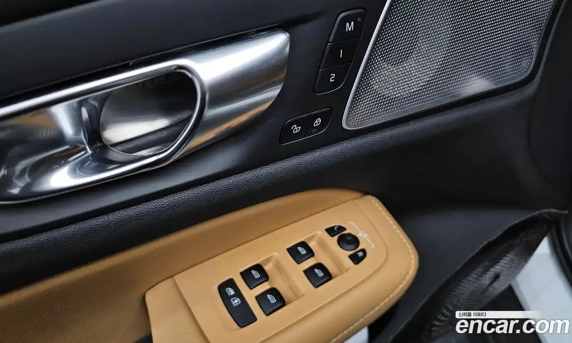 Volvo V60 2021 2.0 гидро в Москве № 1348854, фото 29