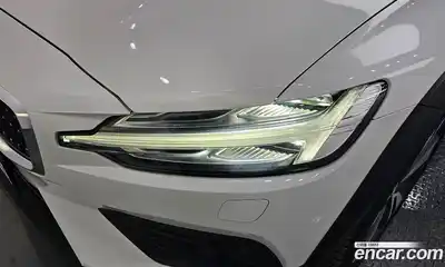 Volvo V60 2021 2.0 гидро в Москве № 1348854, миниатюра 8
