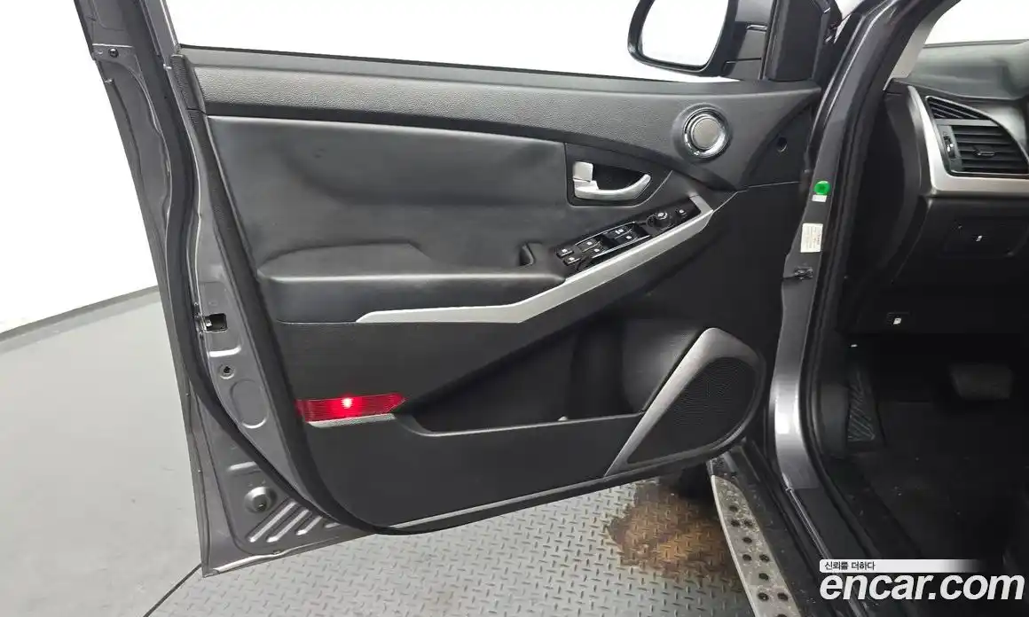 SsangYong Korando 2014 2.0 гидро в Москве № 1400577, фото 14