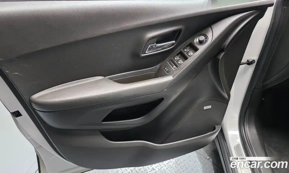 Chevrolet Trax 2017 1.6 гидро в Москве № 1401559, фото 14