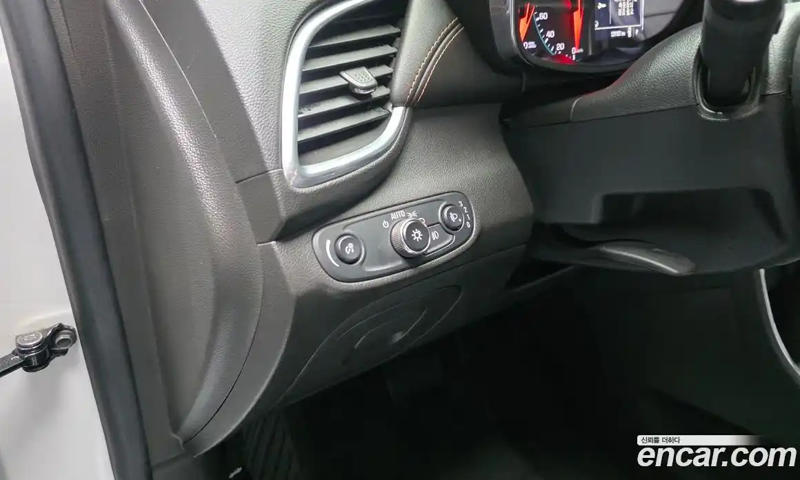 Chevrolet Trax 2017 1.6 гидро в Москве № 1401559, фото 21