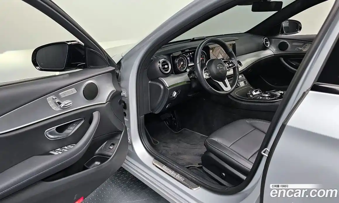 Mercedes-Benz E-Class 2020 2.0 гидро в Москве № 1403455, фото 13