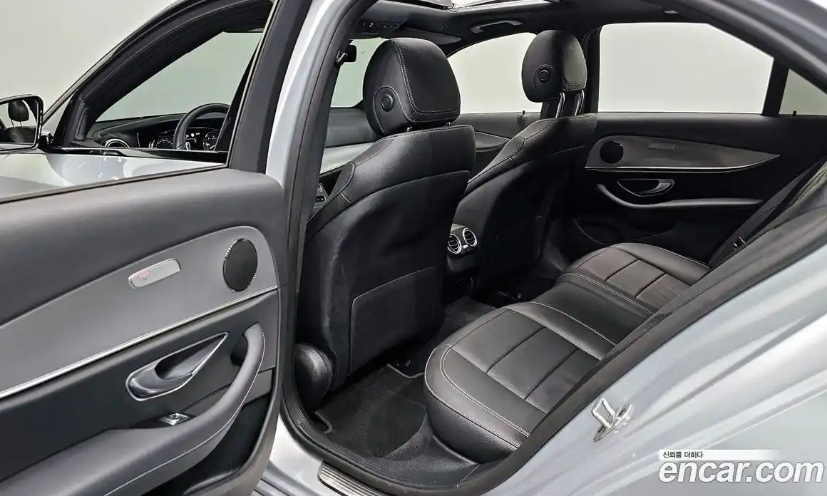 Mercedes-Benz E-Class 2020 2.0 гидро в Москве № 1403455, фото 16