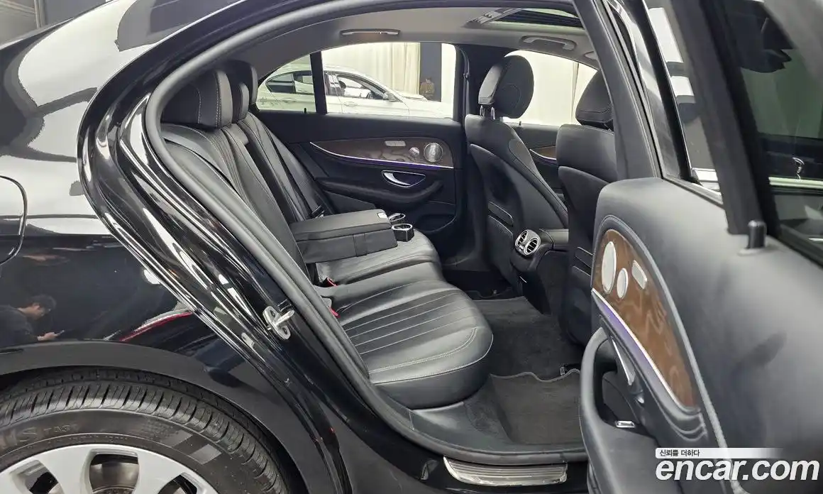 Mercedes-Benz E-Class 2020 2.0 гидро в Москве № 1403926, фото 18