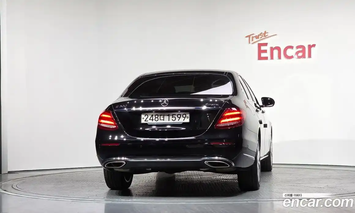 Mercedes-Benz E-Class 2020 2.0 гидро в Москве № 1403926, фото 4