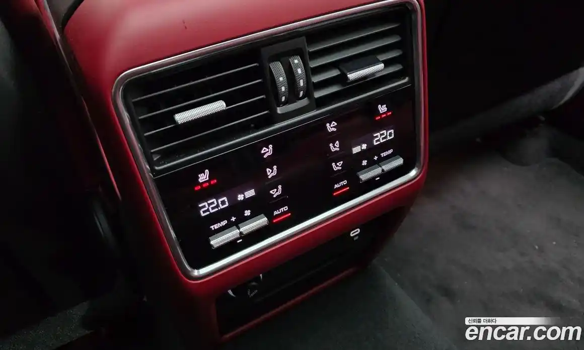 Porsche Cayenne 2023 3.0 гидро в Москве № 1404849, фото 25