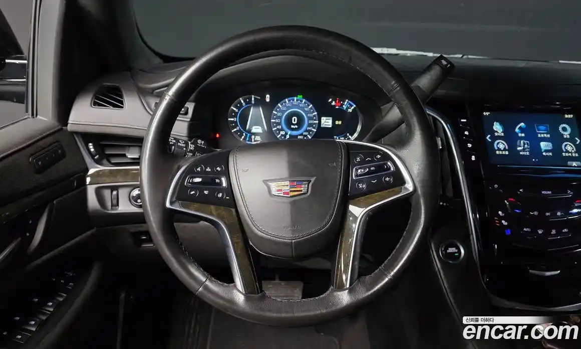 Cadillac Escalade 2019 6.2 гидро в Москве № 1406536, фото 19