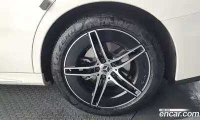 Mercedes-Benz E-Class 2024 2.0 гидро в Москве № 1421281, миниатюра 6