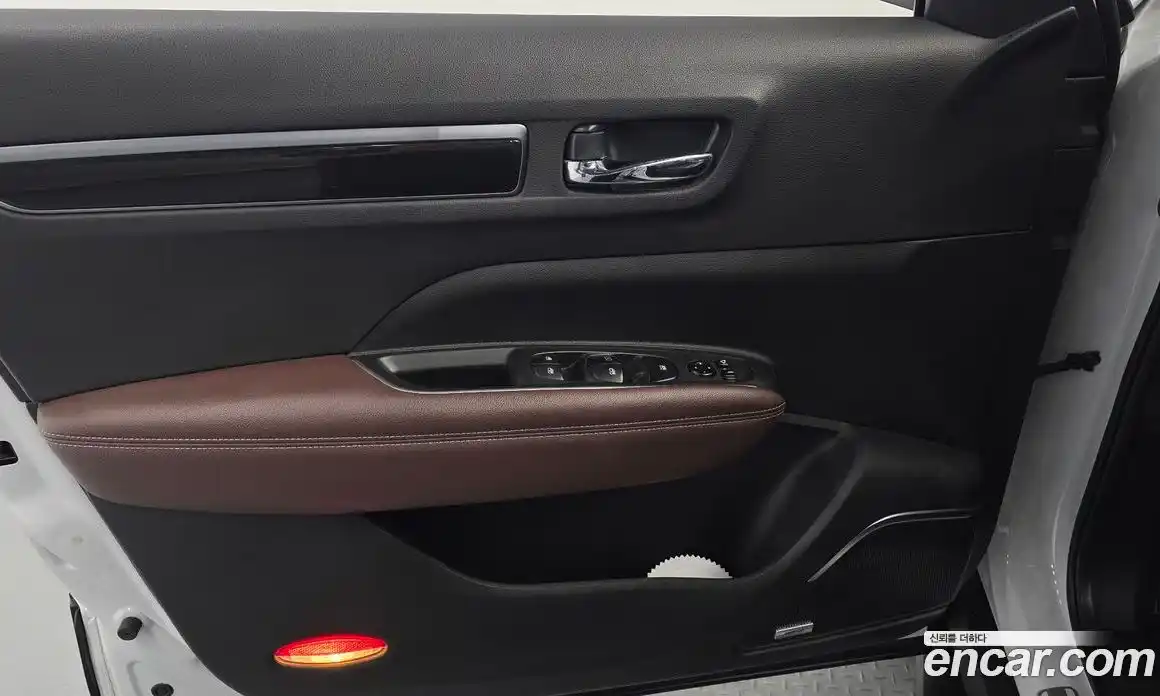 Renault QM6 2018 2.0 гидро в Москве № 1543214, фото 14