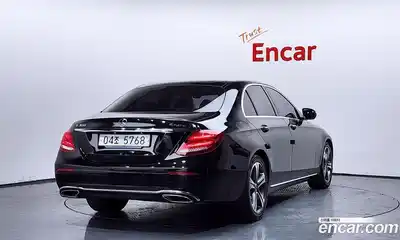 Mercedes-Benz E-Class 2019 2.0 гидро в Москве № 1545258, миниатюра 2