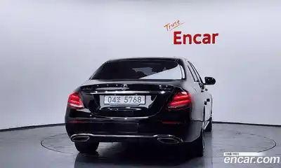 Mercedes-Benz E-Class 2019 2.0 гидро в Москве № 1545258, миниатюра 4