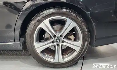 Mercedes-Benz E-Class 2019 2.0 гидро в Москве № 1545258, миниатюра 7