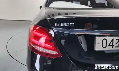 Mercedes-Benz E-Class 2019 2.0 гидро в Москве № 1545258, миниатюра 9