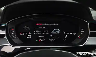 Audi A8 2021 3.0 гидро в Москве № 1546373, миниатюра 11
