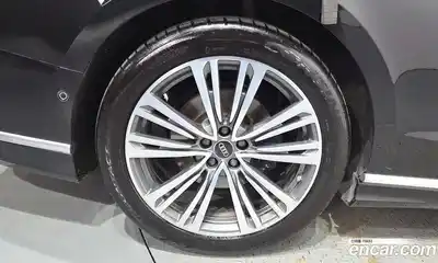 Audi A8 2021 3.0 гидро в Москве № 1546373, миниатюра 5