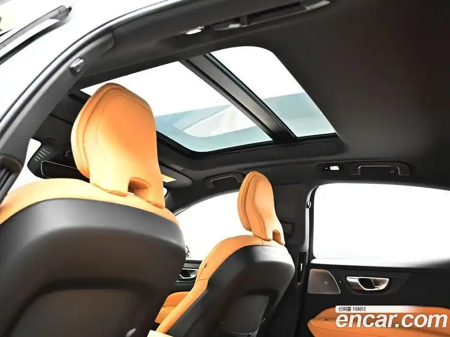 Volvo S60 2023 2.0 гидро в Москве № 1546739, фото 23