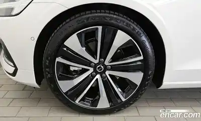 Volvo S60 2023 2.0 гидро в Москве № 1546739, миниатюра 5