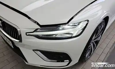 Volvo S60 2023 2.0 гидро в Москве № 1546739, миниатюра 8