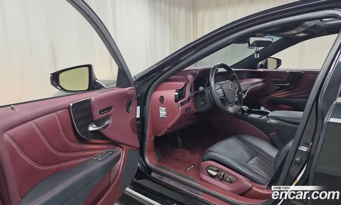 Lexus LS 2018 3.5 гидро в Москве № 1548855, фото 13