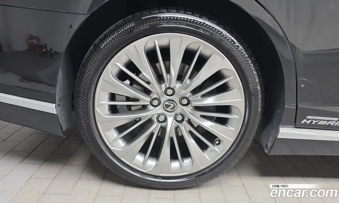 Lexus LS 2018 3.5 гидро в Москве № 1548855, фото 5
