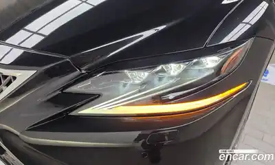 Lexus LS 2018 3.5 гидро в Москве № 1548855, миниатюра 8