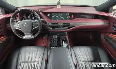 Lexus LS 2018 3.5 гидро в Москве № 1548855, миниатюра 10