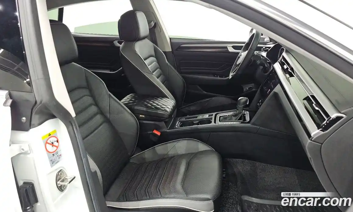 Volkswagen Arteon 2022 2.0 гидро в Москве № 1549015, фото 16