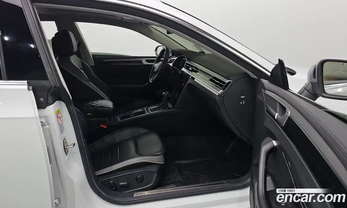 Volkswagen Arteon 2022 2.0 гидро в Москве № 1549015, фото 23