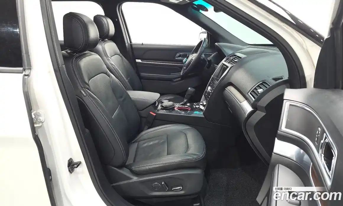 Ford Explorer 2017 2.3 гидро в Москве № 1550505, фото 13