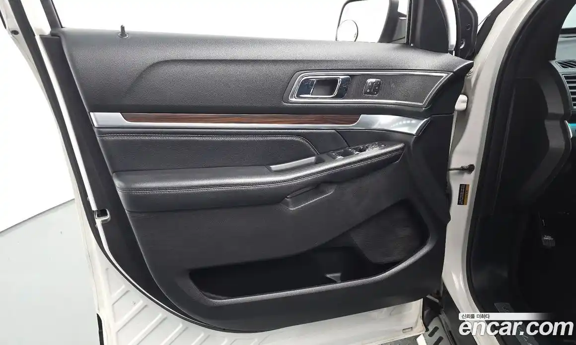 Ford Explorer 2017 2.3 гидро в Москве № 1550505, фото 14