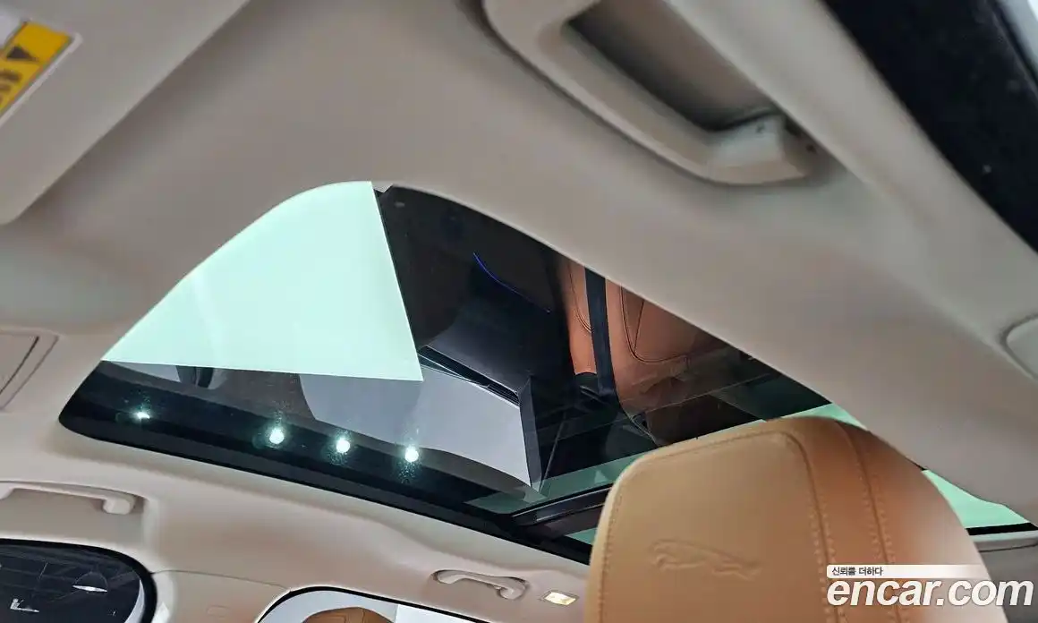 Jaguar F-Pace 2018 2.0 гидро в Москве № 1550943, фото 23