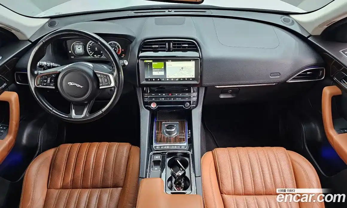 Jaguar F-Pace 2018 2.0 гидро в Москве № 1550943, фото 10