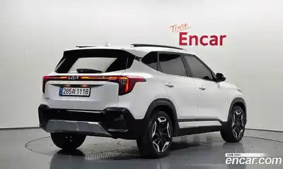 Kia Seltos 2023 1.6 гидро в Москве № 1611532, миниатюра 2