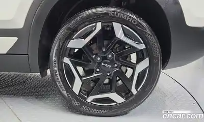 Kia Seltos 2023 1.6 гидро в Москве № 1611532, миниатюра 7