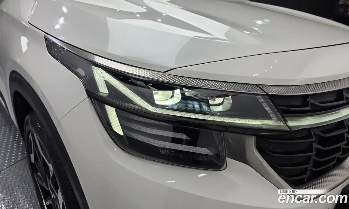 Kia Seltos 2023 1.6 гидро в Москве № 1611532, фото 8