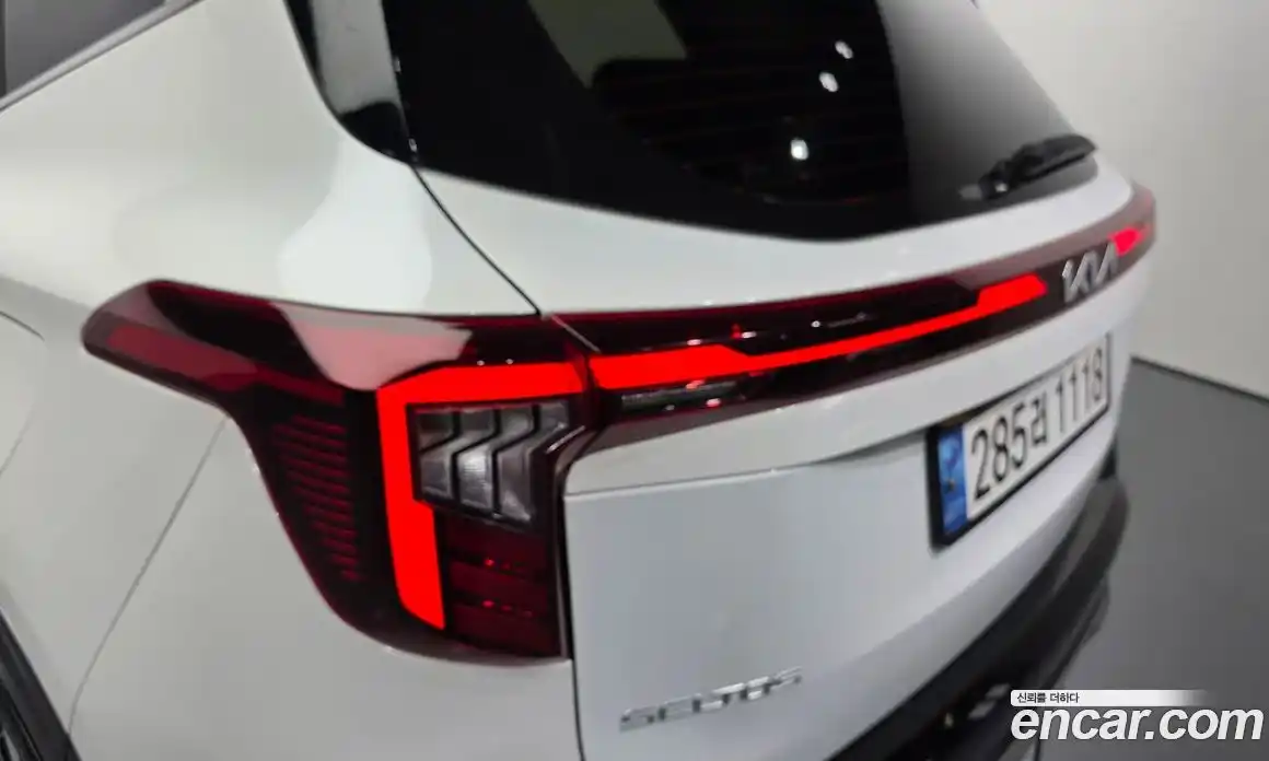 Kia Seltos 2023 1.6 гидро в Москве № 1611532, фото 9