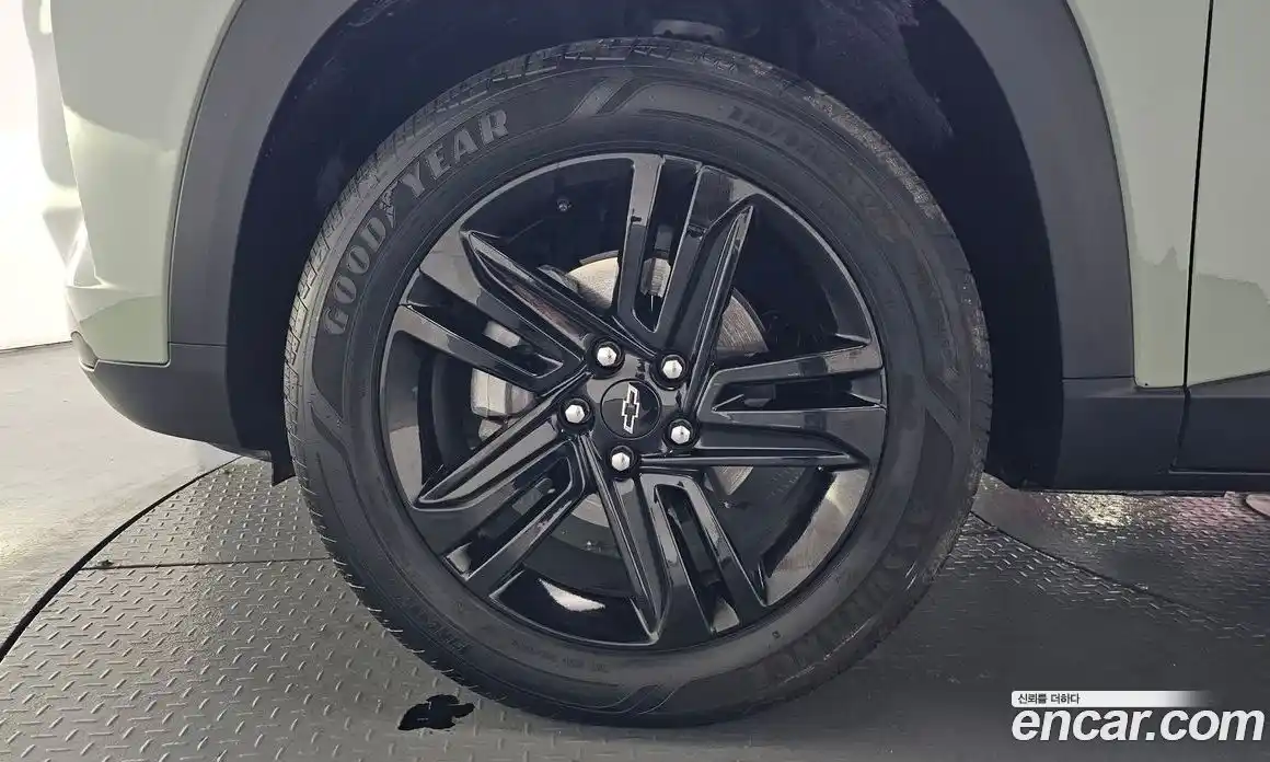 Chevrolet Trax 2024 1.2 гидро в Москве № 1613623, фото 4