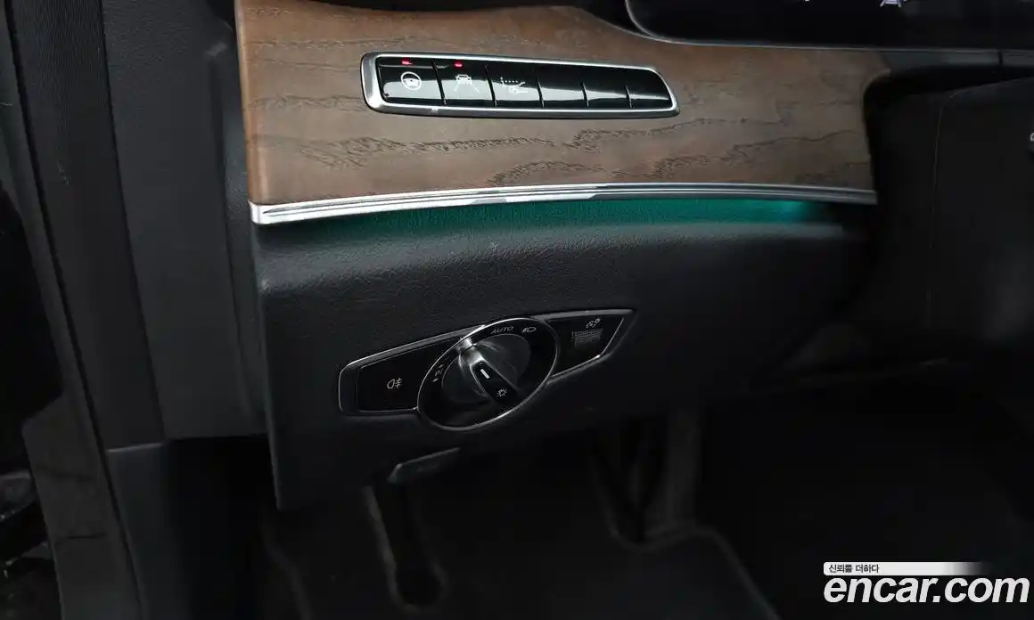 Mercedes-Benz E-Class 2020 2.0 гидро в Москве № 1617382, фото 21