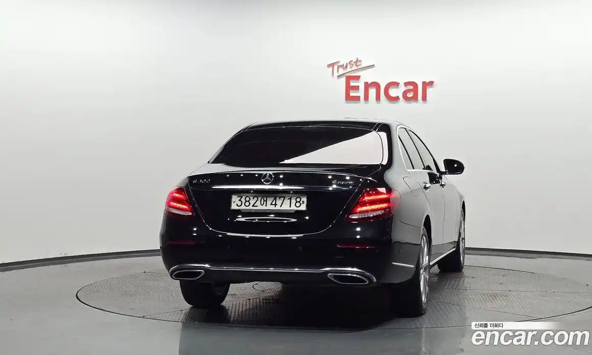 Mercedes-Benz E-Class 2020 2.0 гидро в Москве № 1617382, фото 3