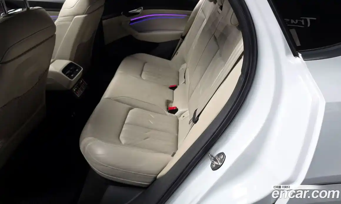 Audi e-tron 2021 0.2 гидро в Москве № 1617672, фото 16