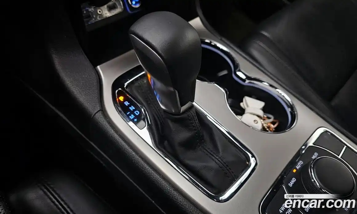 Jeep Cherokee 2019 3.6 гидро в Москве № 1624060, фото 12
