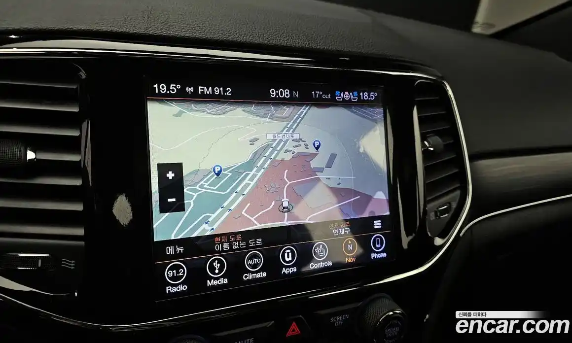 Jeep Cherokee 2019 3.6 гидро в Москве № 1624060, фото 20