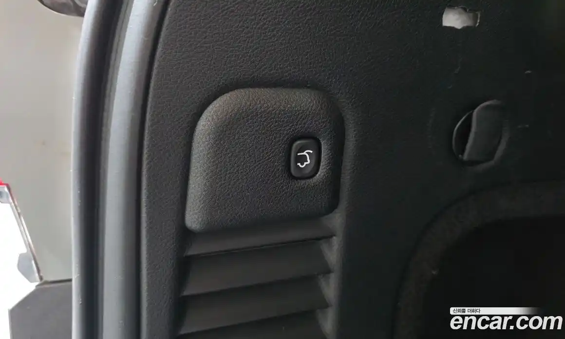 Jeep Cherokee 2019 3.6 гидро в Москве № 1624060, фото 26