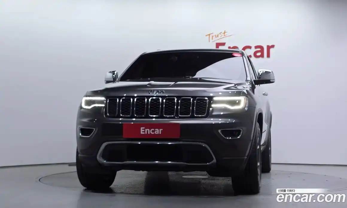 Jeep Cherokee 2019 3.6 гидро в Москве № 1624060, фото 3